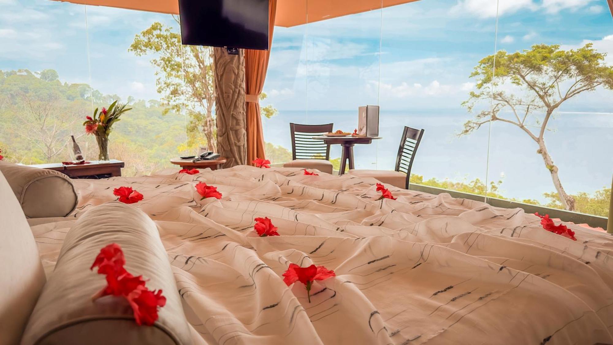 Issimo Suites (Adults Only) Manuel Antonio Bagian luar foto