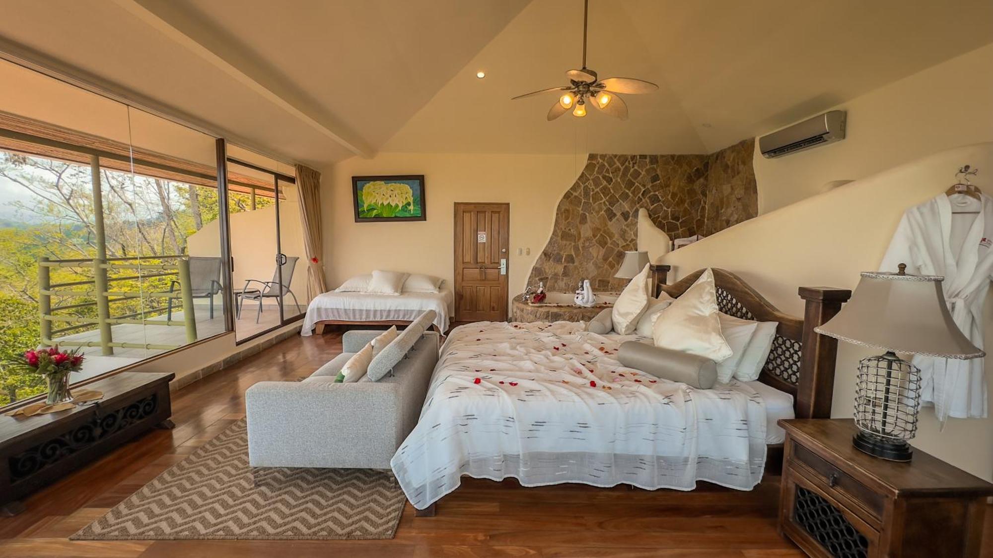 Issimo Suites (Adults Only) Manuel Antonio Bagian luar foto