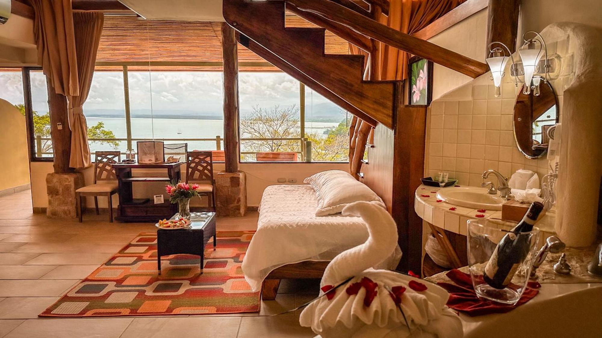 Issimo Suites (Adults Only) Manuel Antonio Bagian luar foto