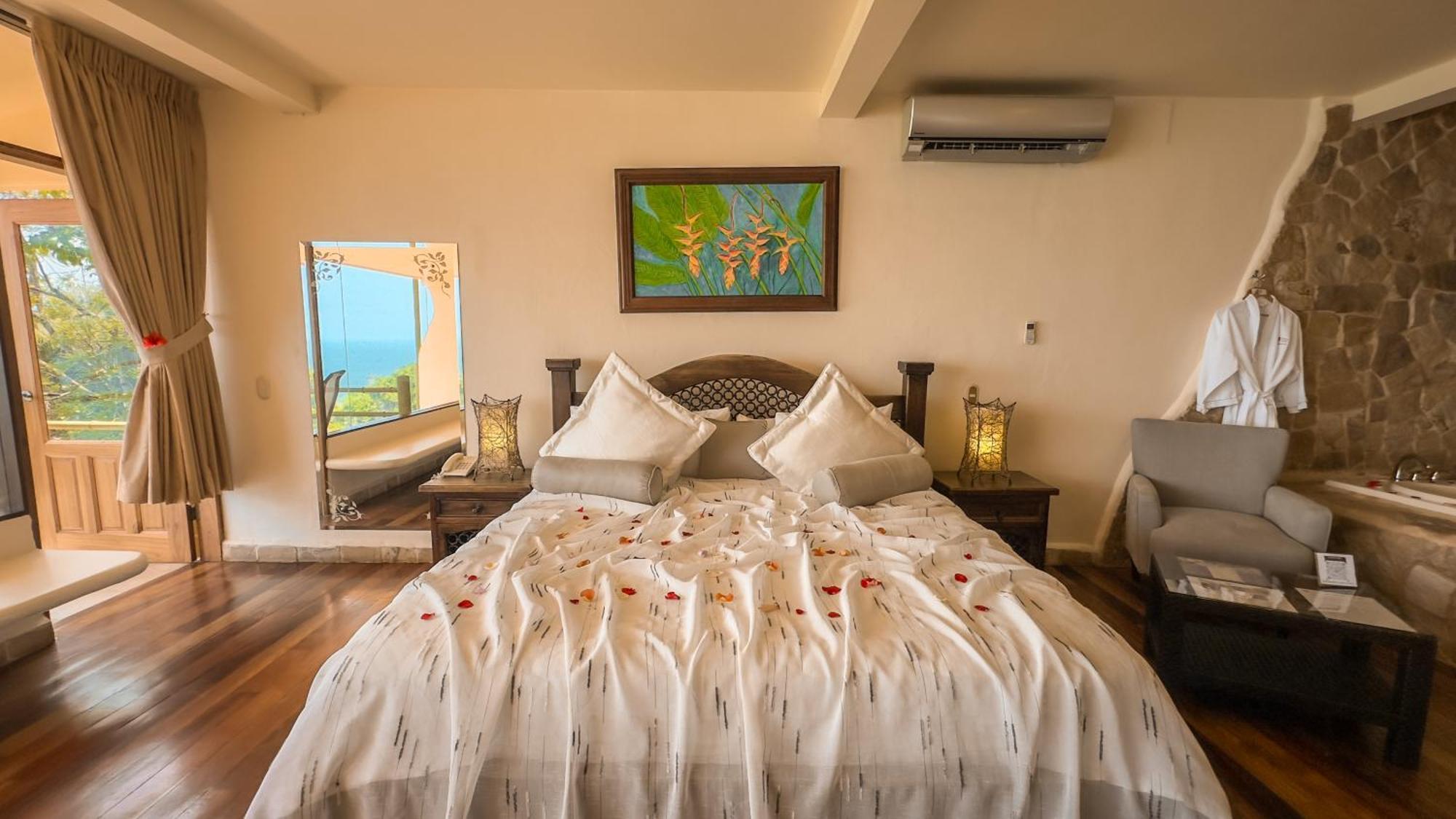Issimo Suites (Adults Only) Manuel Antonio Bagian luar foto