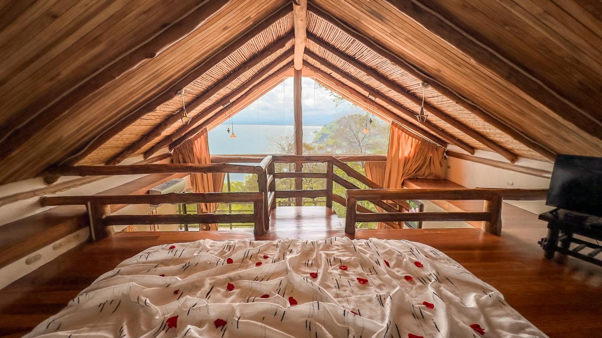 Issimo Suites (Adults Only) Manuel Antonio Bagian luar foto