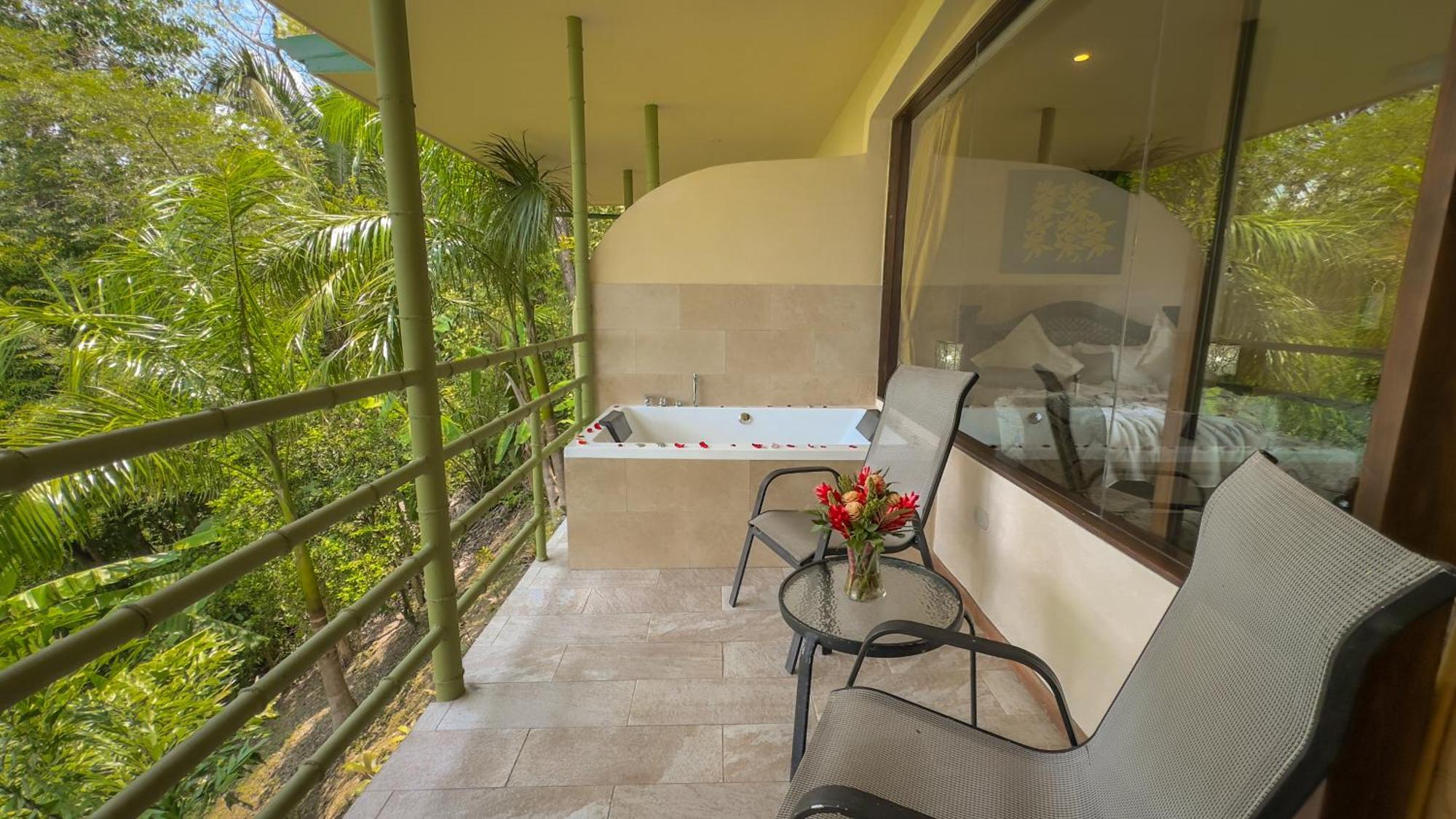 Issimo Suites (Adults Only) Manuel Antonio Bagian luar foto