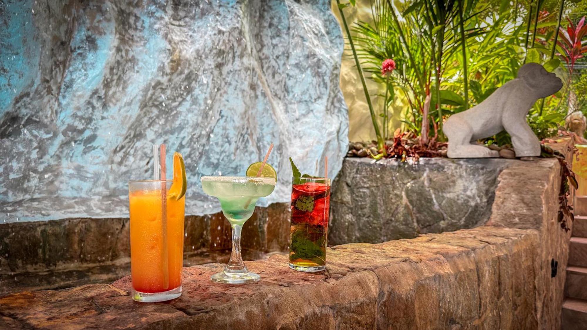 Issimo Suites (Adults Only) Manuel Antonio Bagian luar foto